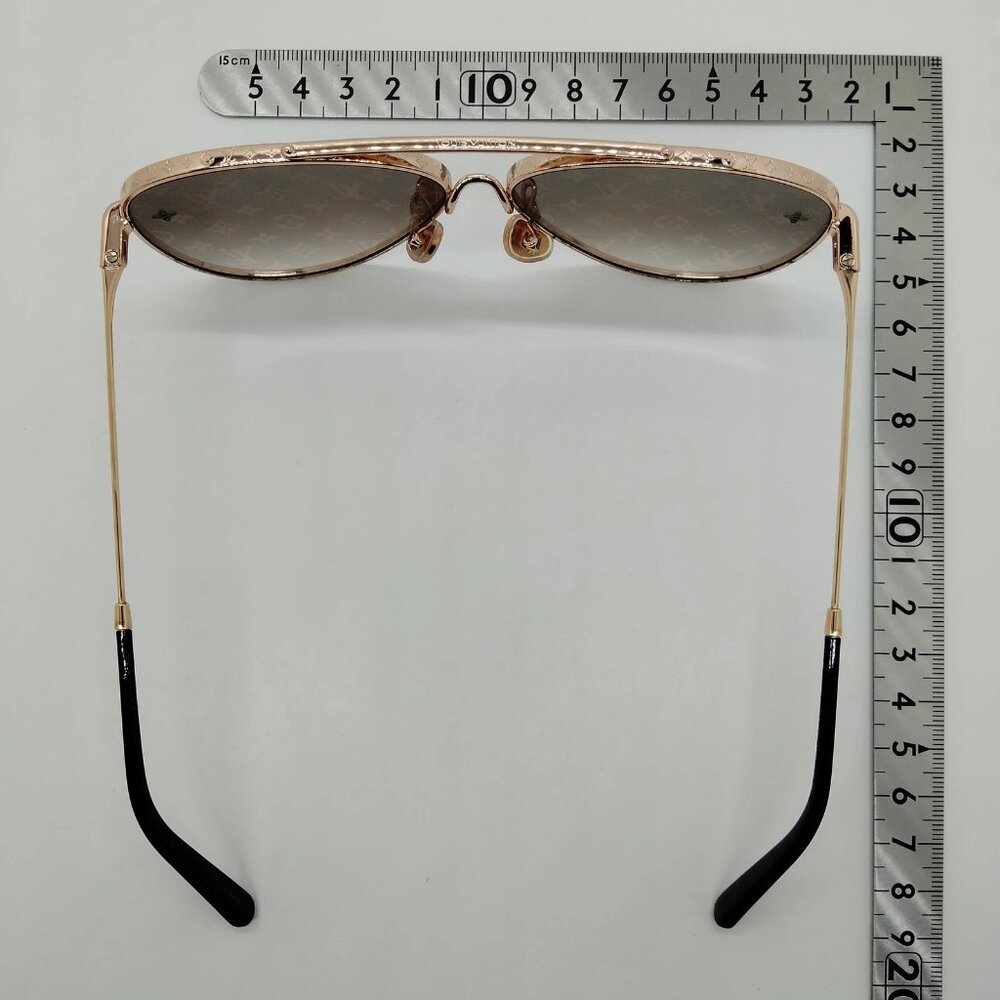 Louis Vuitton Sunglasses Z1781U Women's Gold mon-559-092425 - Picture 4 of 9